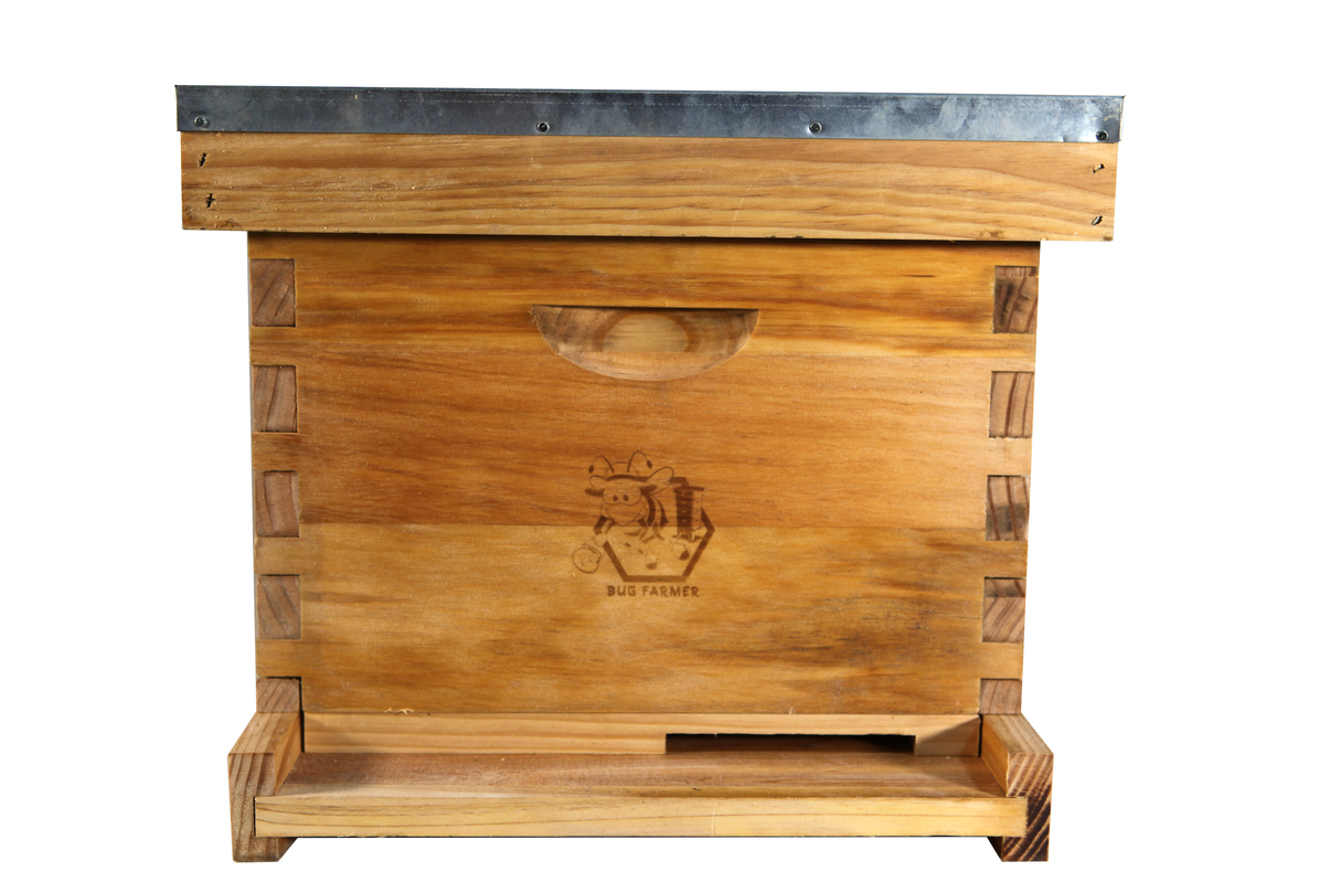 Bug Farmer™ Premium 8 Frame Hive with OA Vaporization Port & Dipped in Microcrystalline Wax