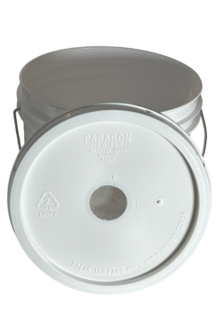Bug Farmer™ 2 Gallon Bucket Feeder